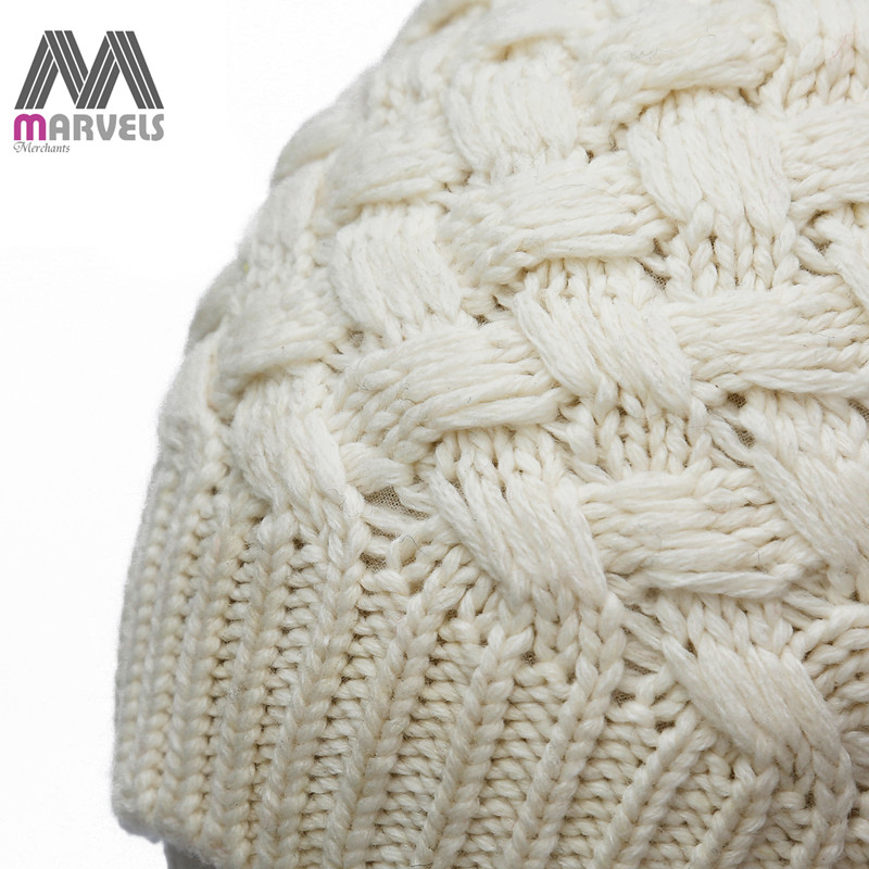 Solid color cable beanie