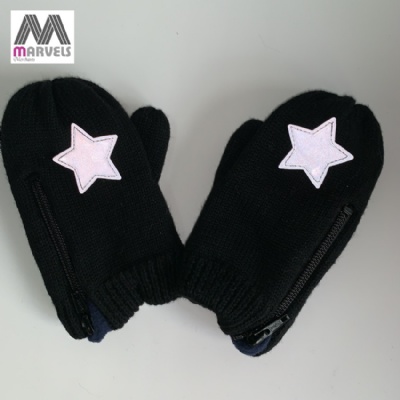 Children five-pointed star mitten