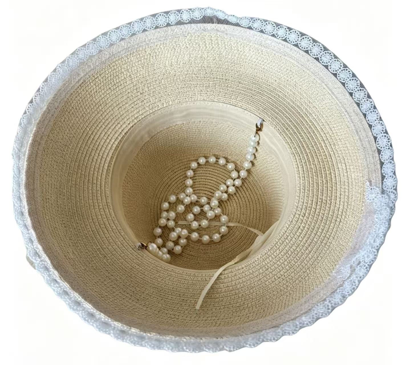 Vintage Style Straw Sun Hat with Lace Edge & Pearl Chin Strap for Summer Beach