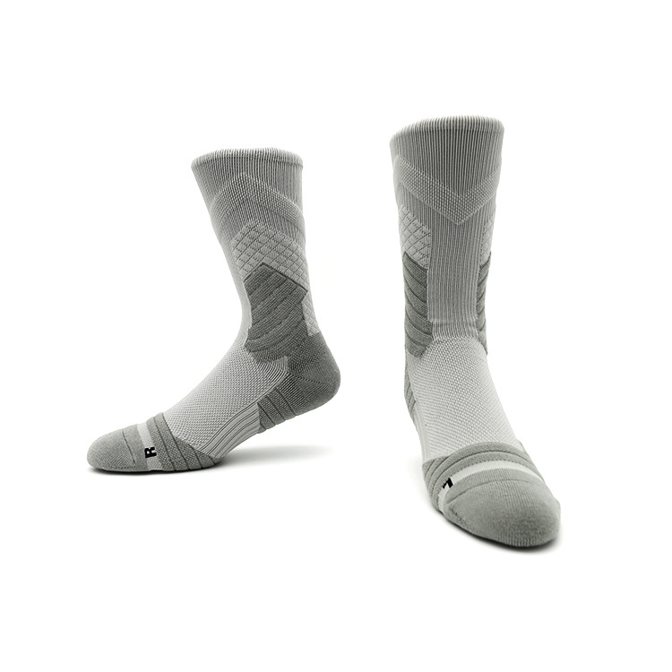 Professional Practical Cushioned Sports Socks